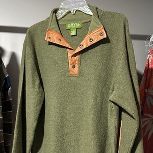 Orvis Olive Sweater with Camel Details. Great shape and perfect to keep you warm